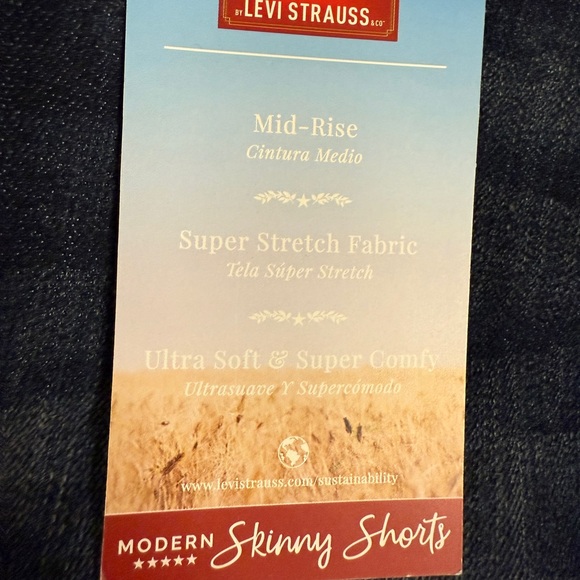 Levi’s Modern Skinny Shorts Size 8 NWT - Picture 7 of 7